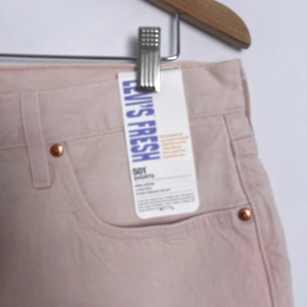 NEW Women's Levi's Fresh Produce Collection 501 Original Fit High Rise Shorts 32